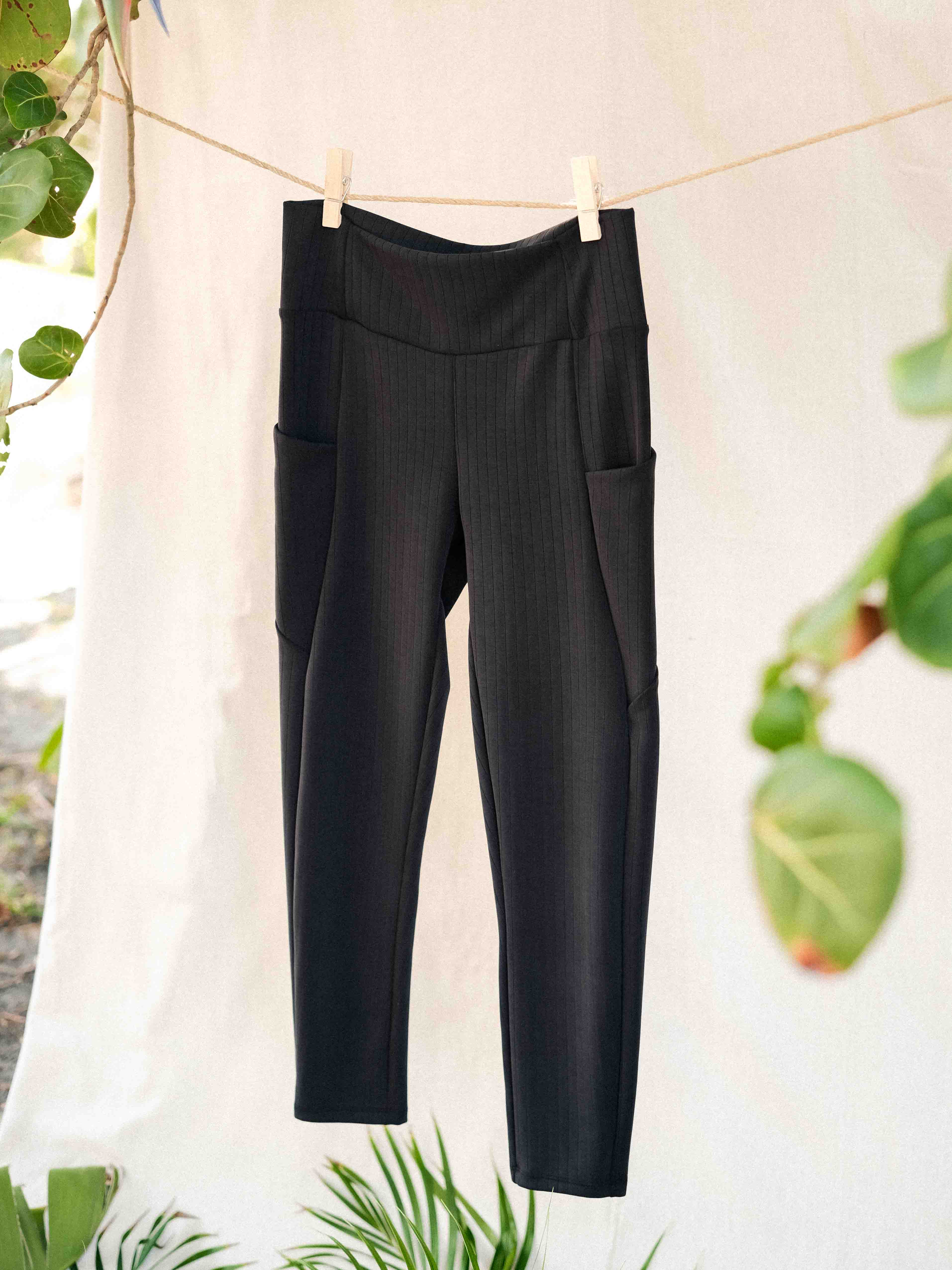 Classic Wide-Ribbed Legging Smokey Black