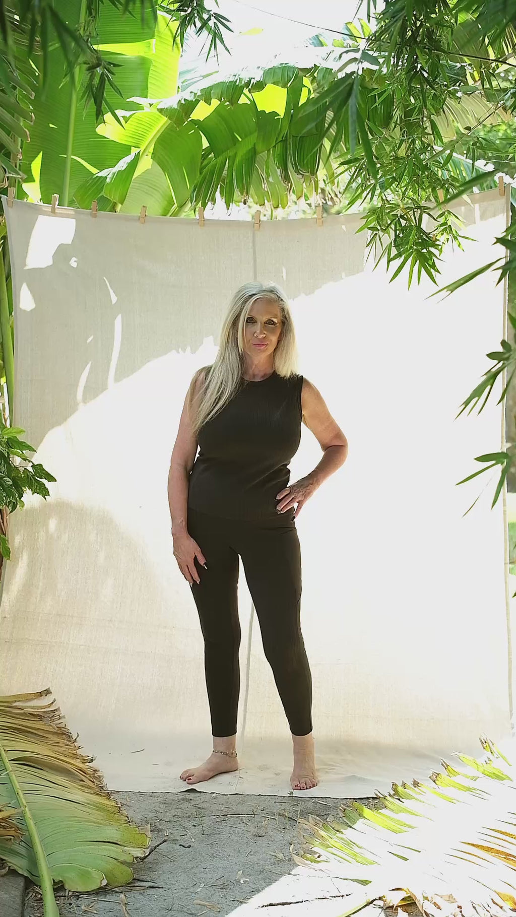 Classic Wide-Ribbed Tank Smokey Black